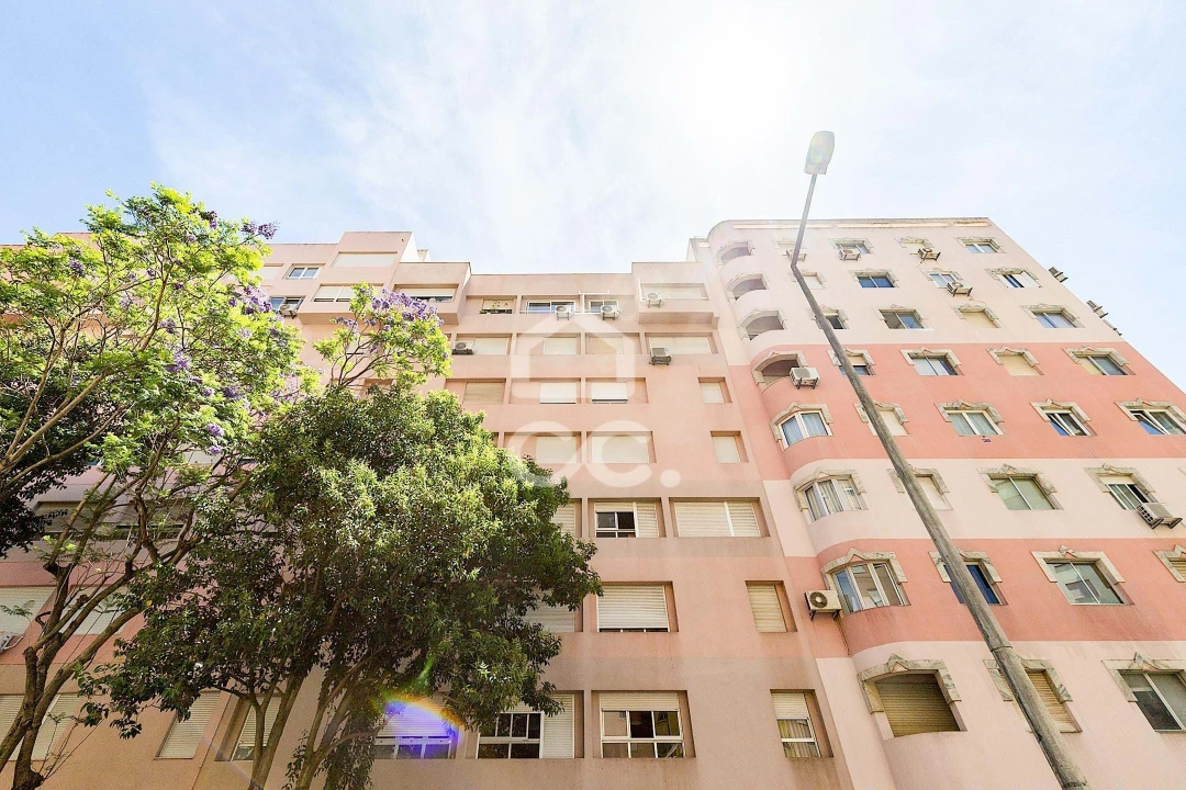 Apartamento T2 para Venda em Areeiro Foto 18