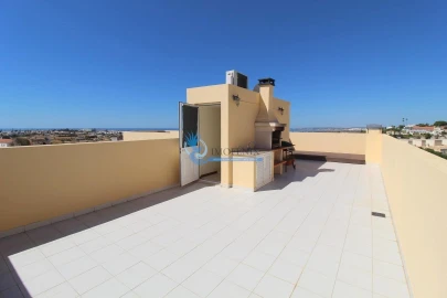 Moradia T3 para Venda em Albufeira e Olhos de Água