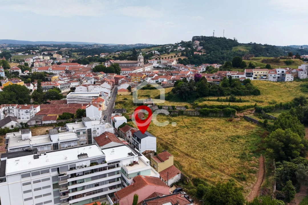 Moradia T3 para Venda em Alcobaça e Vestiaria Foto 3