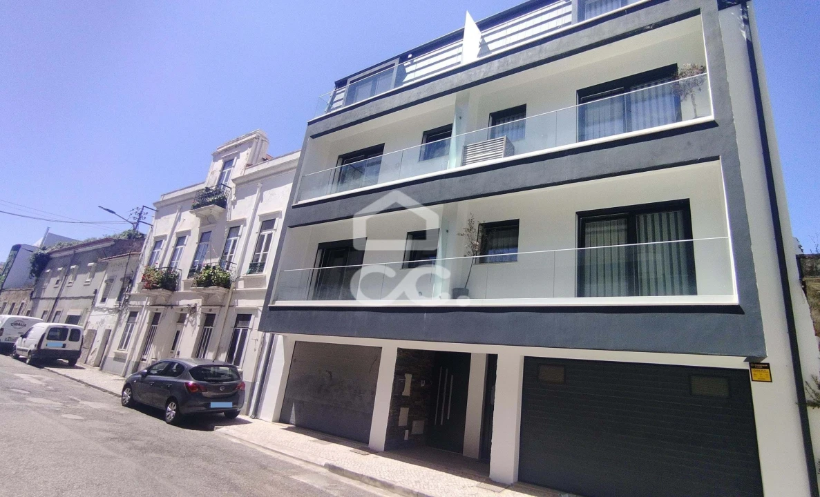Moradia T3 para Venda em Alcobaça e Vestiaria Foto 5