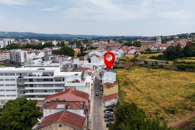 Moradia T3 para Venda em Alcobaça e Vestiaria Foto 30