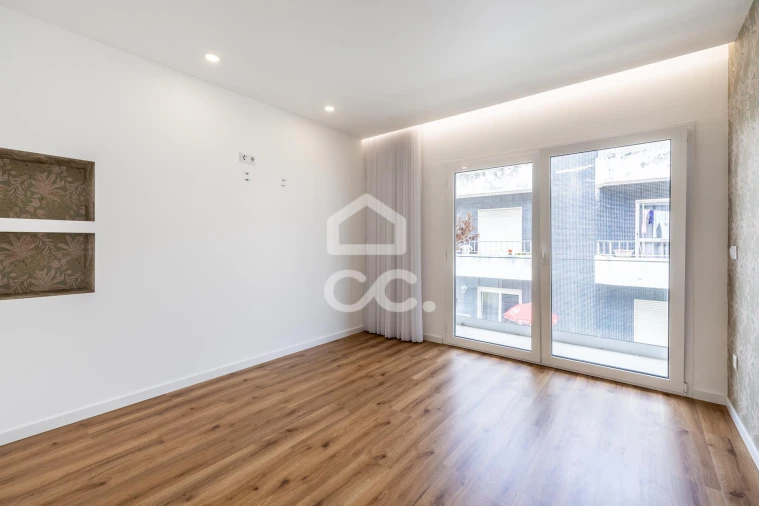 Moradia T3 para Venda em Alcobaça e Vestiaria Foto 9
