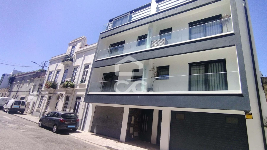 Moradia T3 para Venda em Alcobaça e Vestiaria