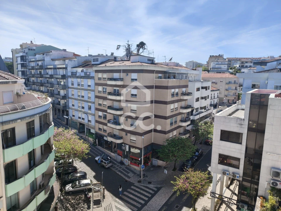 Escritório para Venda em Leiria, Pousos, Barreira e Cortes Foto 9