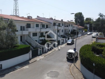 Moradia T5 para Venda em Custoias