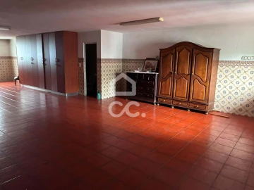 Moradia T5 para Venda em Custoias