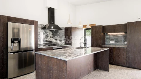 Moradia para Venda em Boliqueime