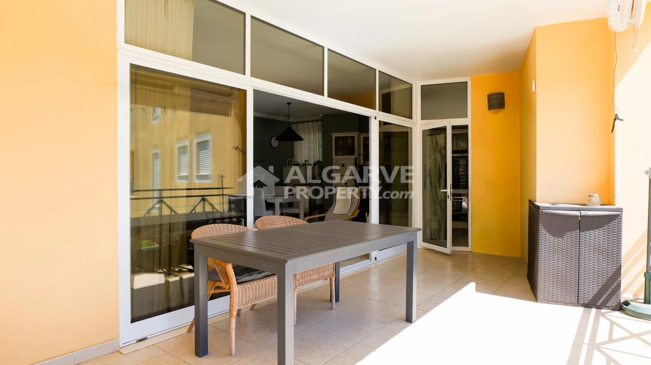 Apartamento T2 para Venda em Quarteira Foto 24
