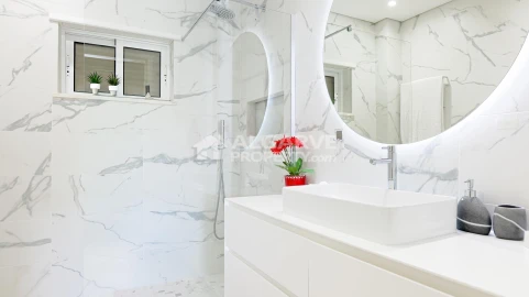 Apartamento T2 para Venda em Quarteira