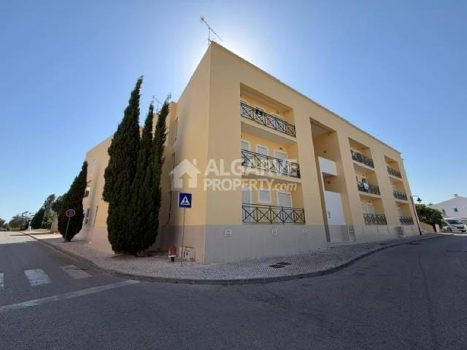 Apartamento T2 para Venda em Quarteira Foto 1