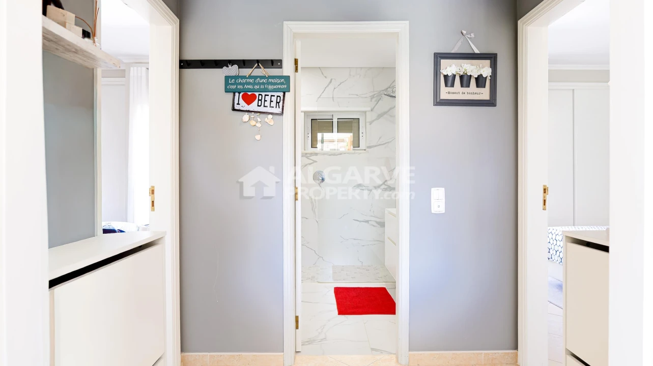 Apartamento T2 para Venda em Quarteira Foto 14