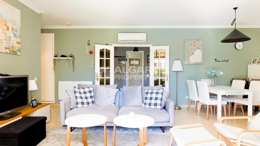 Apartamento T2 para Venda em Quarteira Foto 9