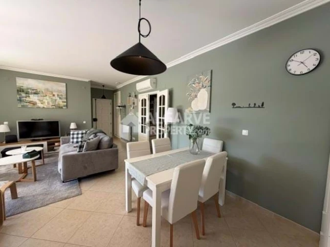 Apartamento T2 para Venda em Quarteira Foto 2
