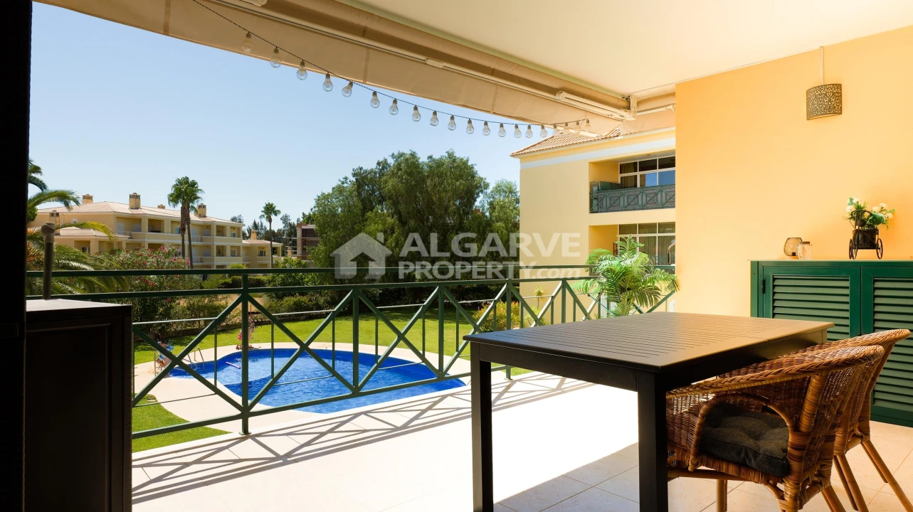Apartamento T2 para Venda em Quarteira Foto 23
