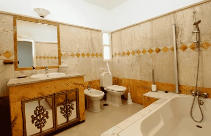 Moradia T6 para Venda em Olhão