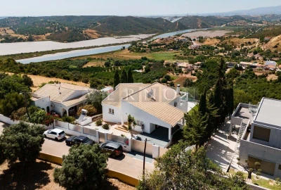 Moradia T4 para Venda em Silves