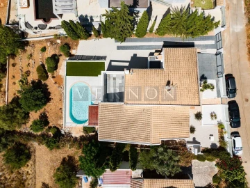Moradia T4 para Venda em Silves