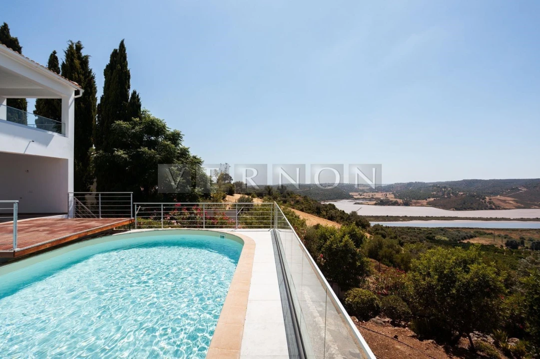 Moradia T4 para Venda em Silves Foto 44