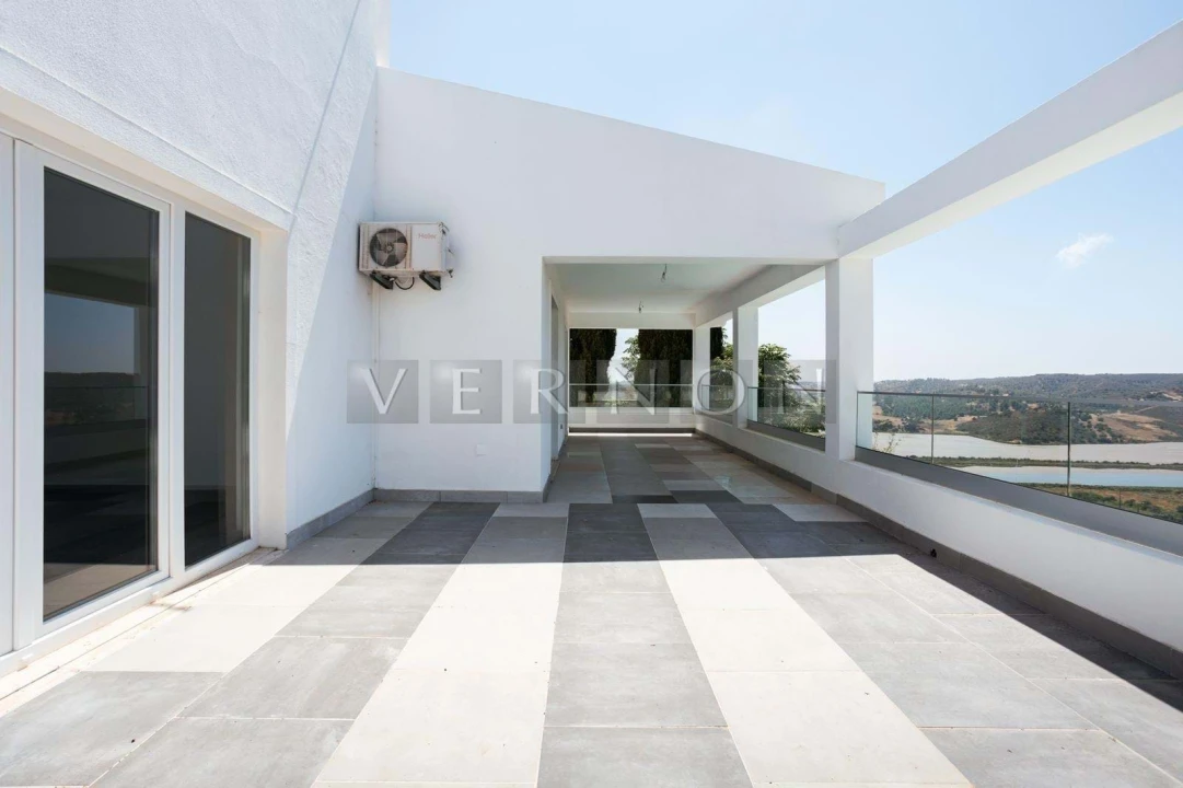 Moradia T4 para Venda em Silves Foto 17