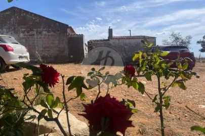 Quinta T2 para Venda em Lagos (São Sebastião e Santa Maria)