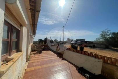 Quinta T2 para Venda em Lagos (São Sebastião e Santa Maria)