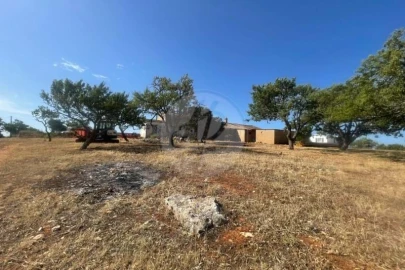 Quinta T2 para Venda em Lagos (São Sebastião e Santa Maria)