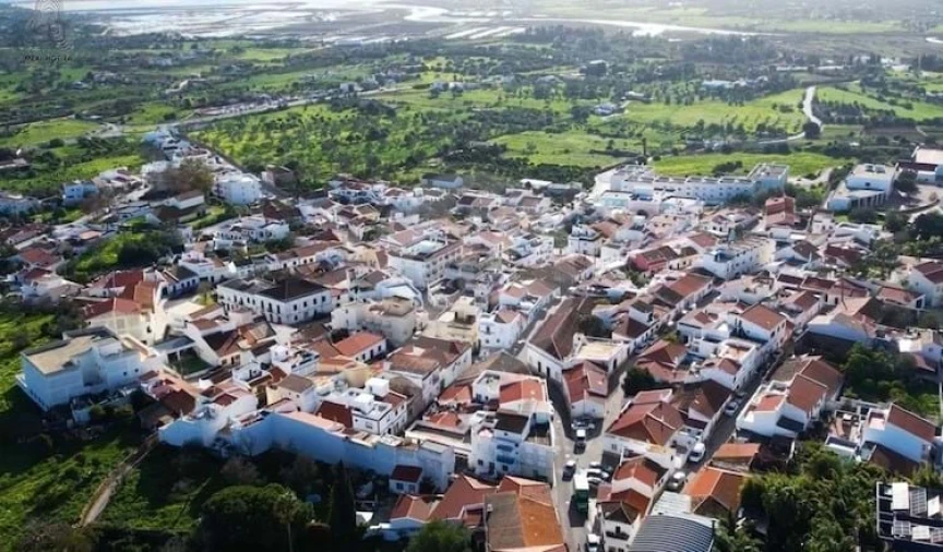 Terreno para Venda em Odiaxere Foto 7