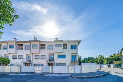 Moradia T4 para Venda em Palmeira