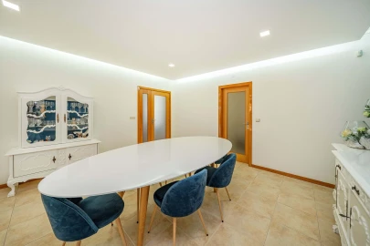 Moradia T4 para Venda em Palmeira