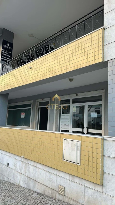 Negócio para Venda em Falagueira-Venda Nova