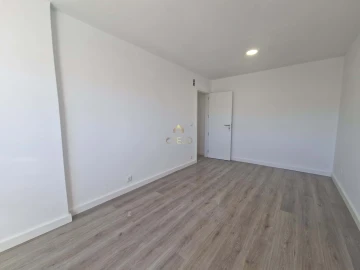 Apartamento T3 para Venda em Cacém e São Marcos