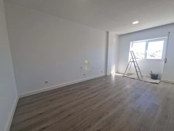 Apartamento T3 para Venda em Cacém e São Marcos