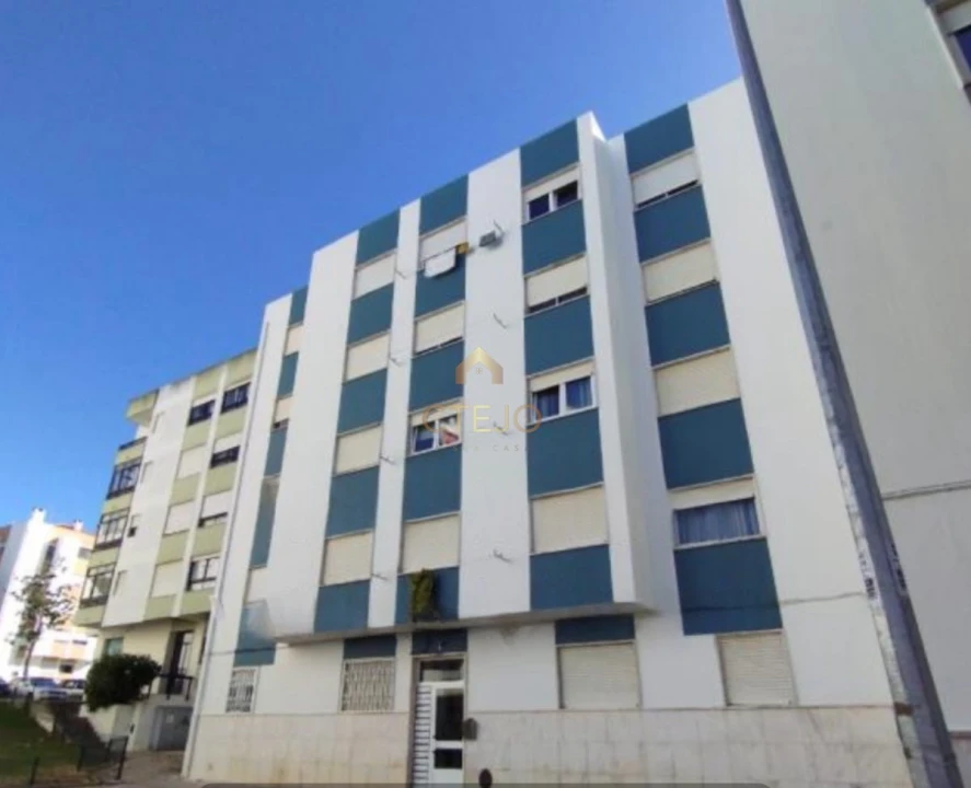Apartamento T3 para Venda em Cacém e São Marcos Foto 1