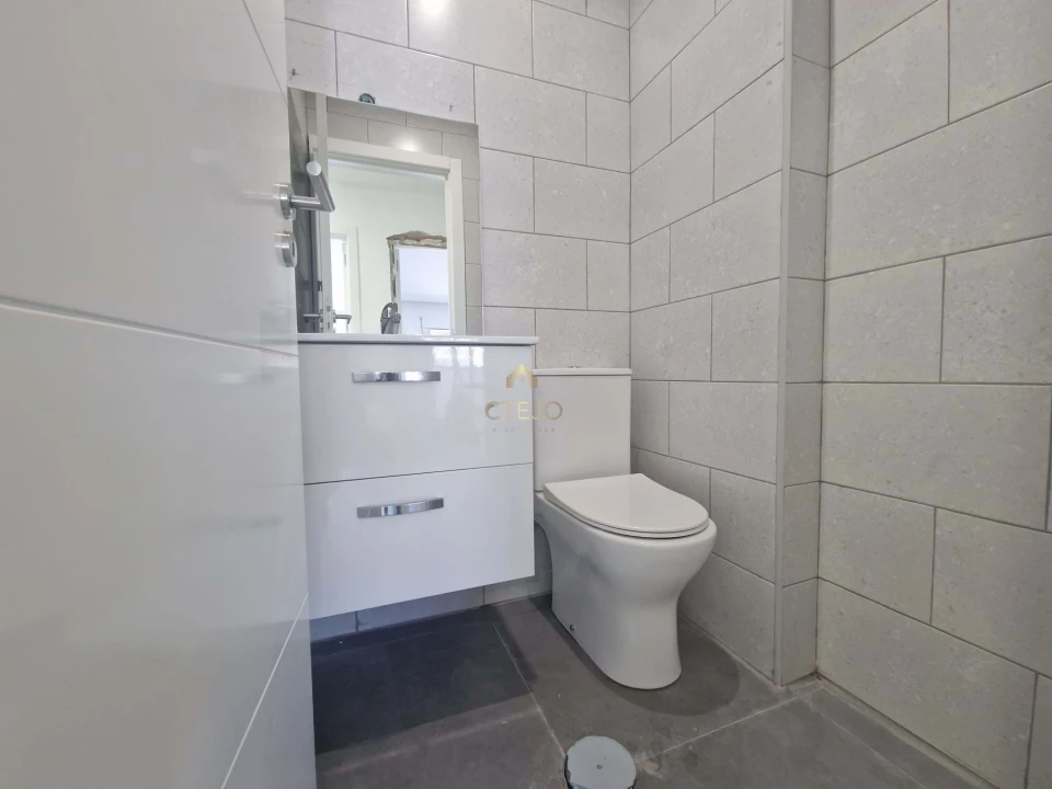 Apartamento T3 para Venda em Cacém e São Marcos Foto 5