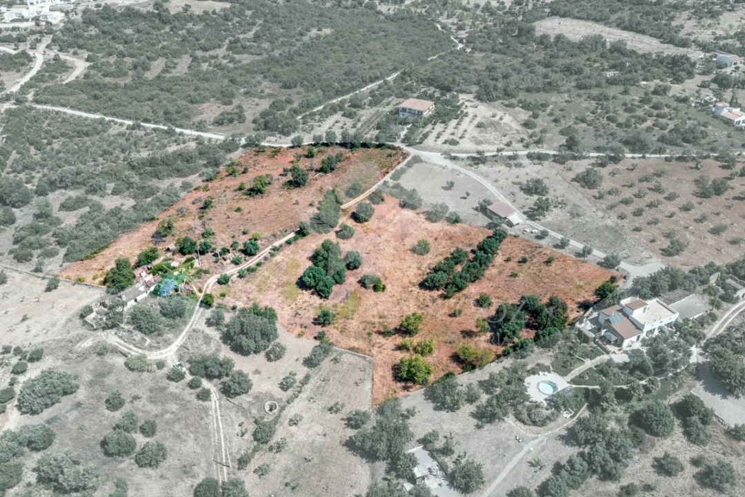 Terreno para Venda em Olhão Foto 2