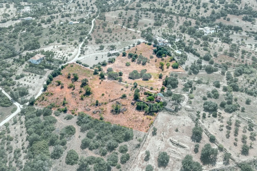 Terreno para Venda em Olhão Foto 4