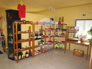 Quinta T3 para Venda em Portel
