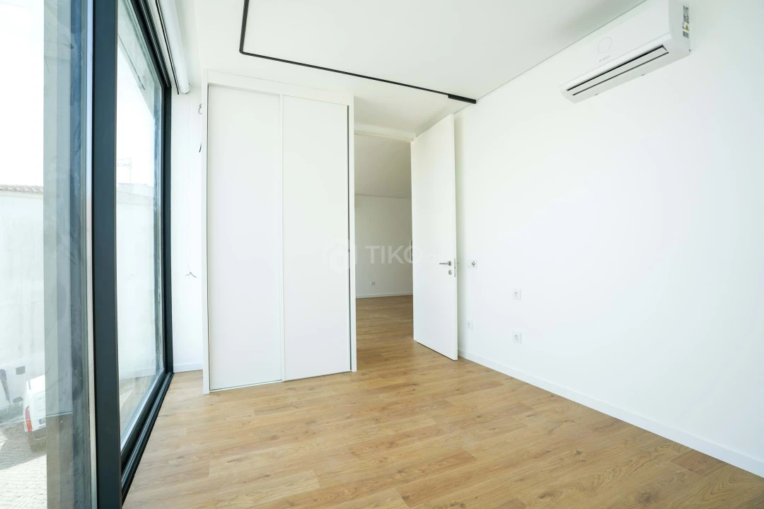 Apartamento T3 para Venda em Lourinhã e Atalaia Foto 9