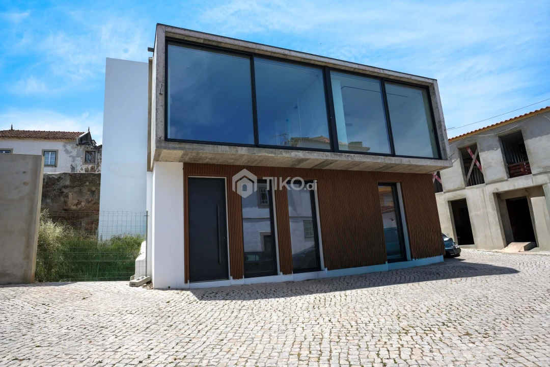 Apartamento T3 para Venda em Lourinhã e Atalaia Foto 1