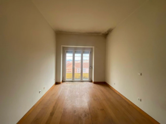 Apartamento T3 para Venda em Santo António Foto 5