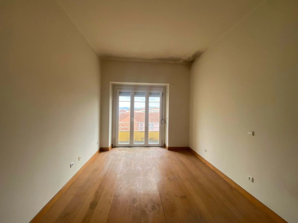 Apartamento T3 para Venda em Santo António Foto 5