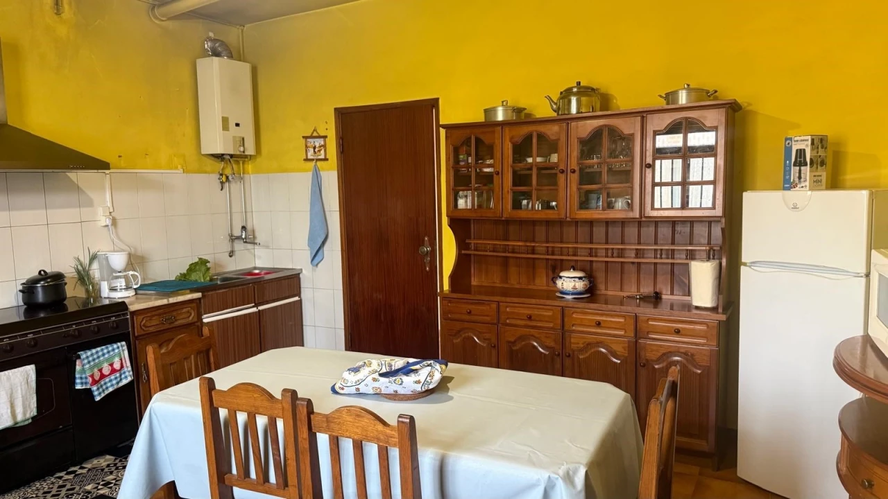 Moradia T3 para Venda em Assares e Lodões Foto 3