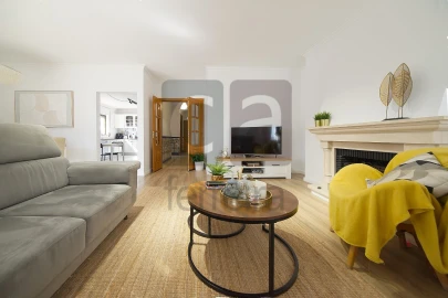 Apartamento T3 para Venda em Marvila, Ribeira Santarém, São Salvador, São Nicolau