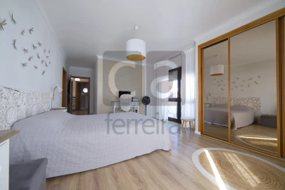 Apartamento T3 para Venda em Marvila, Ribeira Santarém, São Salvador, São Nicolau