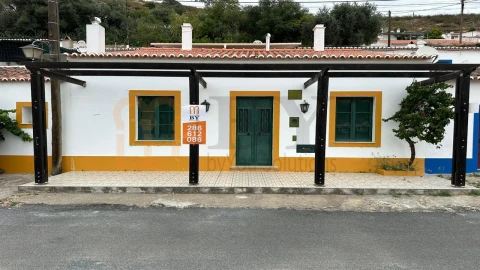 Moradia T1 para Venda em Santana de Cambas