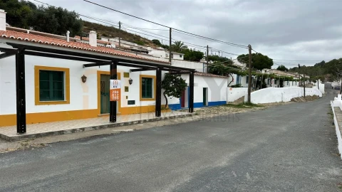 Moradia T1 para Venda em Santana de Cambas