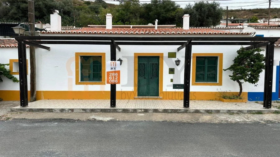 Moradia T1 para Venda em Santana de Cambas Foto 2