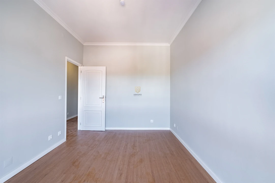 Apartamento T3 para Venda em Anta e Guetim Foto 7