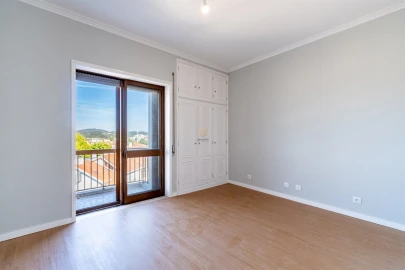Apartamento T3 para Venda em Anta e Guetim