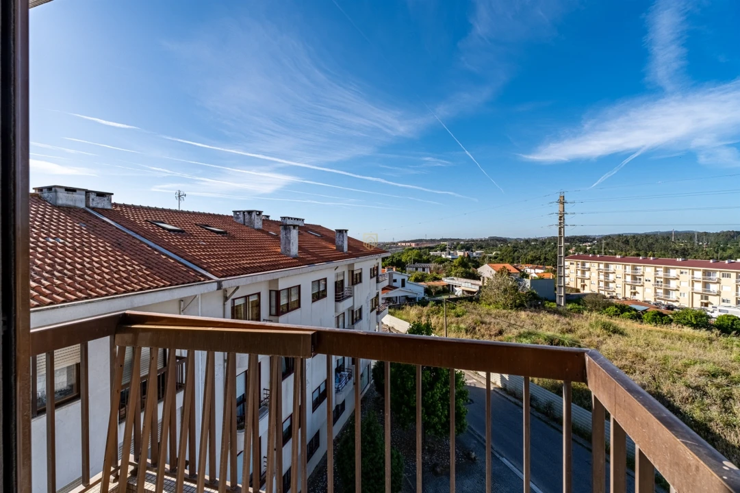 Apartamento T3 para Venda em Anta e Guetim Foto 16